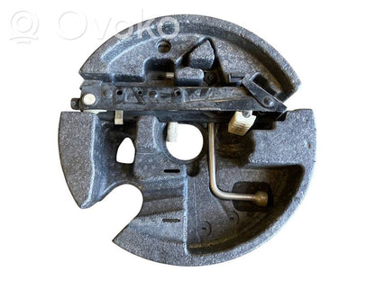 Rezerves riteņa montāžas komplekts