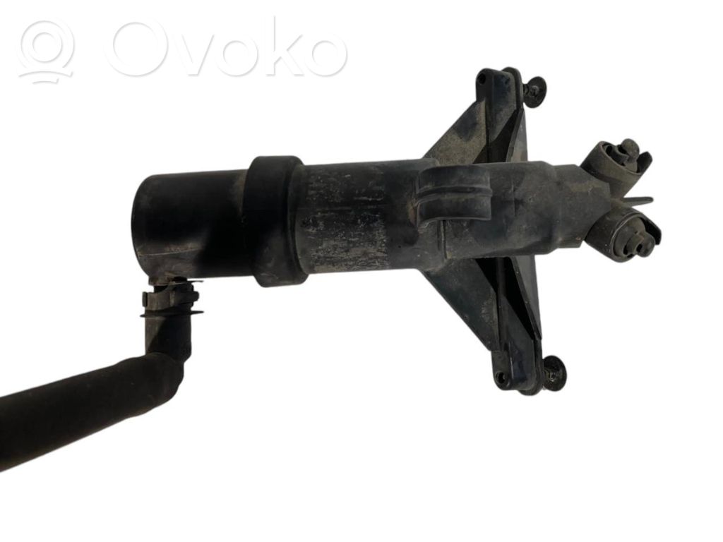 Lukturu mazgātāja sprausla (-as)