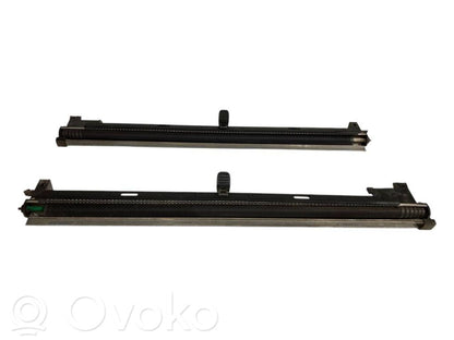 Занавеска на окне сзади