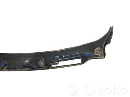 Stikla tīrītāja slotiņas