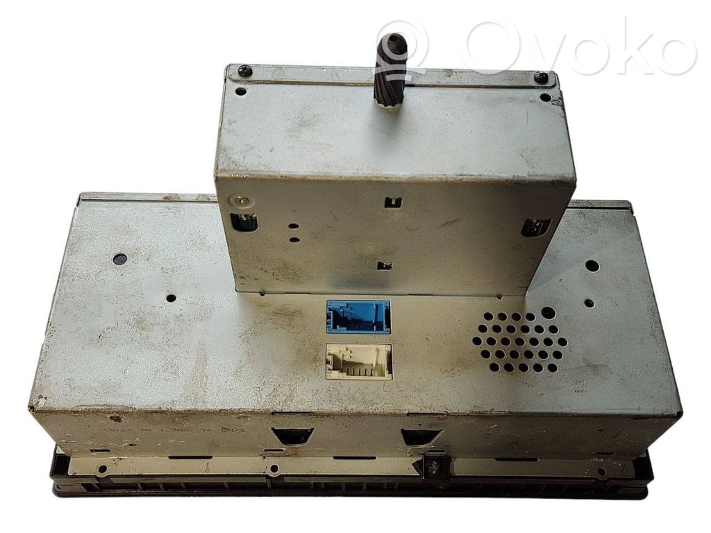 Радио / CD/DVD-плеер / навигация