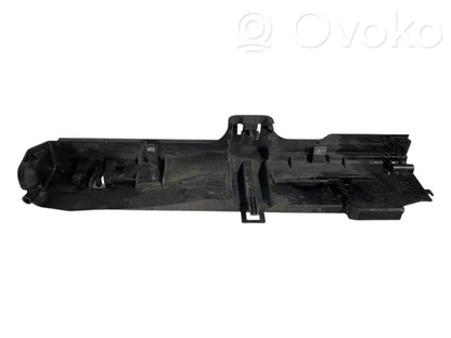 Radiatora (-u) turētājs / kronšteins