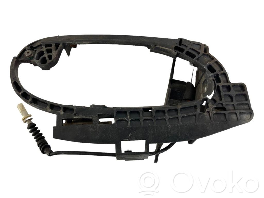 Aizmugurē turētājs / kronšteins ārējam atvēršanas rokturim