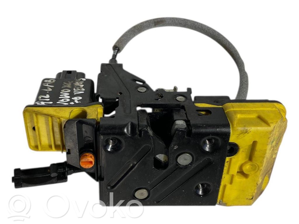 Aizmugurē slēdzene