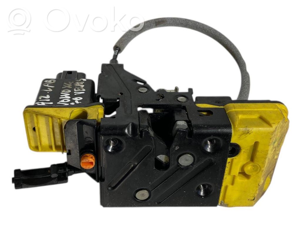 Aizmugurē slēdzene