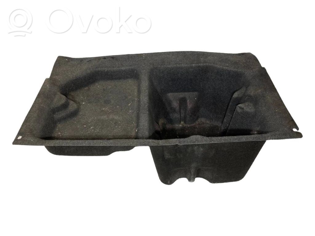 Trunk storage compartment