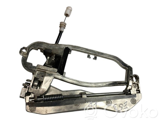 Holder/bracket for external opening handle at the front