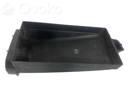 Salona gaisa mezgla plastmasas korpuss