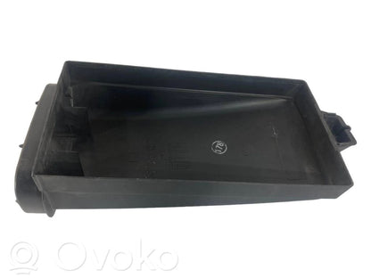 Salona gaisa mezgla plastmasas korpuss