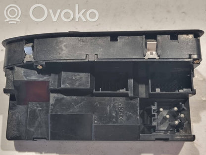 Logu pacēlāju vadības slēdzis (-dži)