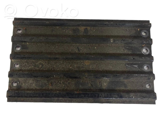 Izpūtēja turētājs