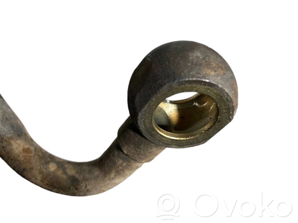 Stūres pastiprinātāja šļūtene (-es) / caurulīte (-es)