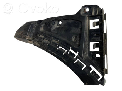 Priekšpusē bampera turētājs