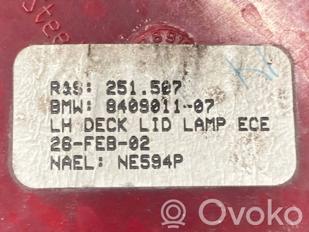 Aizmugurējais lukturis pārsegā