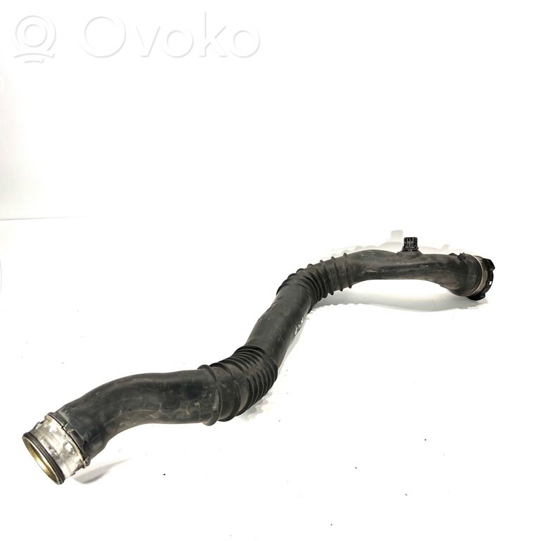 Interkūlera šļūtene (-es) / caurule (-es)