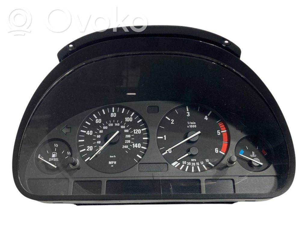 Spidometrs (instrumentu panelī)