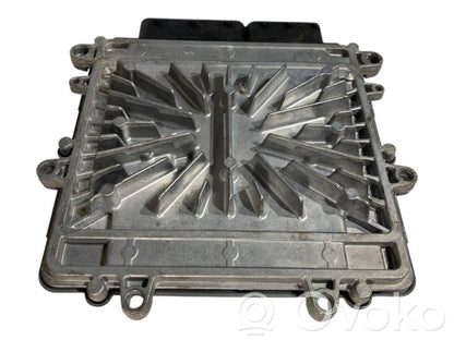 Dzinēja vadības bloks