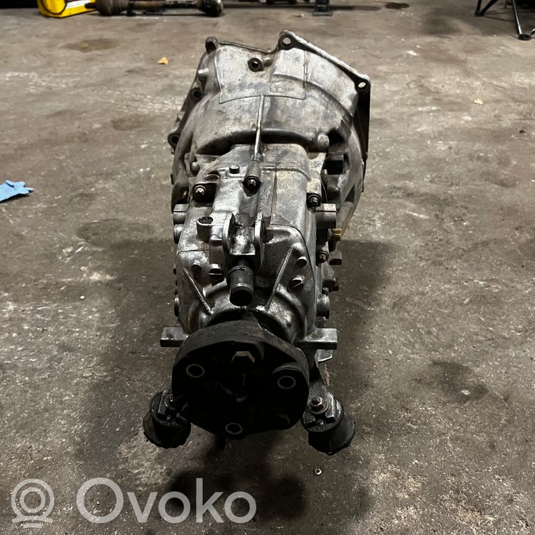 Mehāniska 5 ātrumu pārnesumkārba