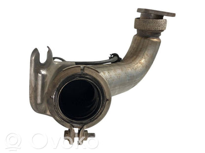 Caurulīte (-es) / šļūtene (-es)