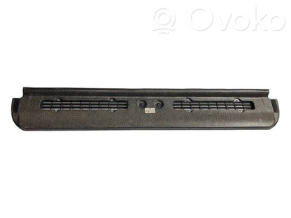 Cita veida bagāžnieka dekoratīvās apdares detaļa