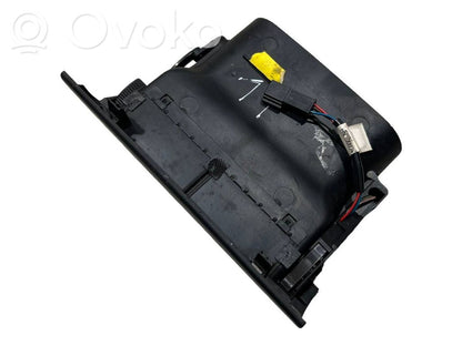 Aizmugurējā gaisa - ventilācijas reste