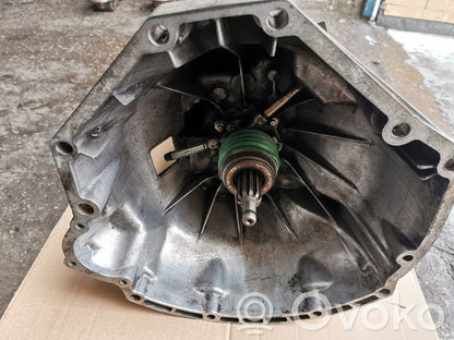 Mehāniska 5 ātrumu pārnesumkārba