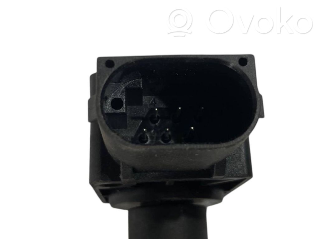 Aizmugures durvju sensors