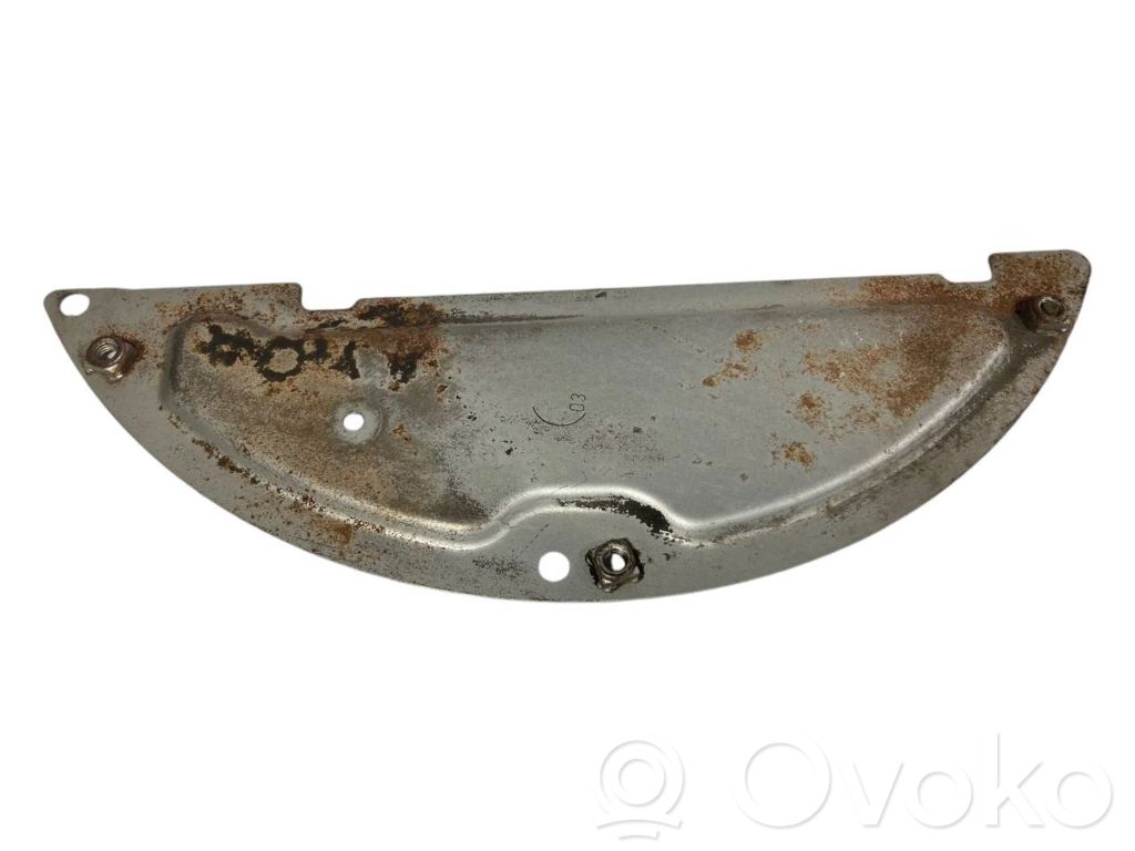 Cita veida dzinēja nodalījuma detaļa