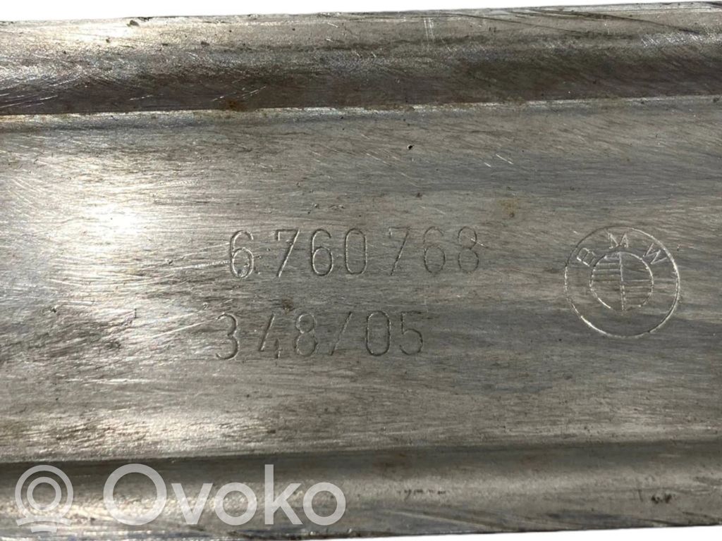 Fuel tank holder(s)
