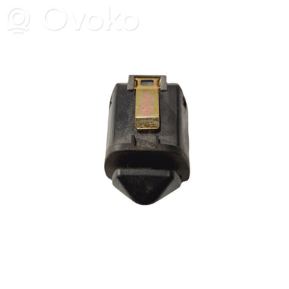 Side mirror switch