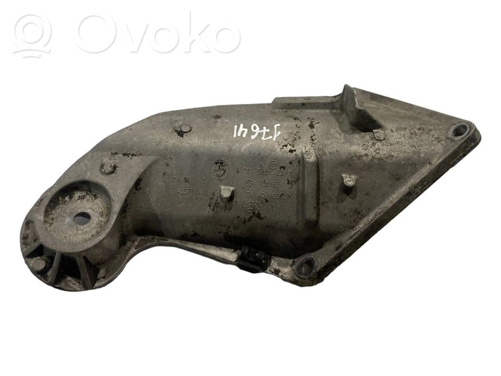 Dzinēja nostiprināšanas stiprinājums-kronšteins