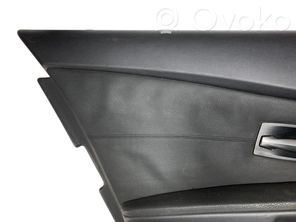 Rear door trim