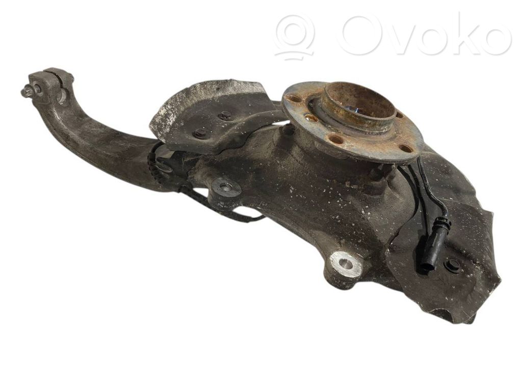 Priekšējā riteņa rumbas vārpstas šarnīrs (stupica, capfa)