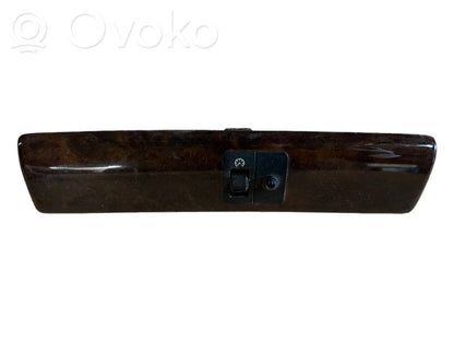 Paneļa apgaismojuma regulēšanas slēdzis