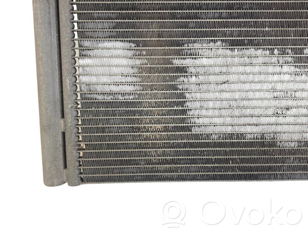 Gaisa kondicioniera dzeses radiators