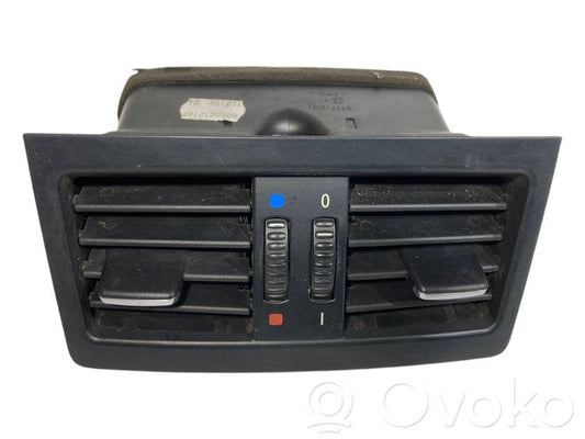 Aizmugurējā gaisa - ventilācijas reste