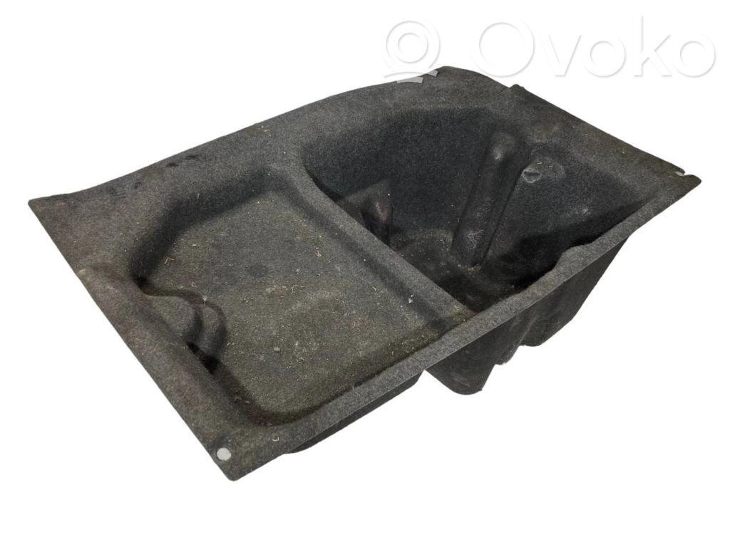 Trunk storage compartment