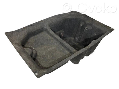 Trunk storage compartment