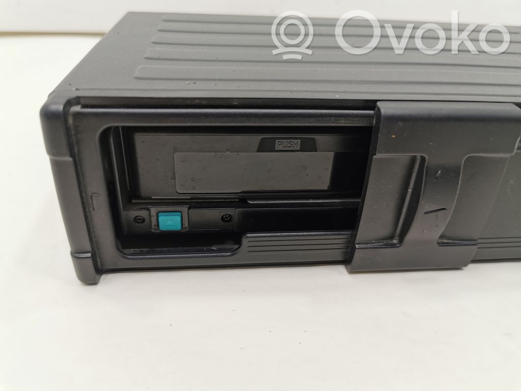 CD/DVD changer