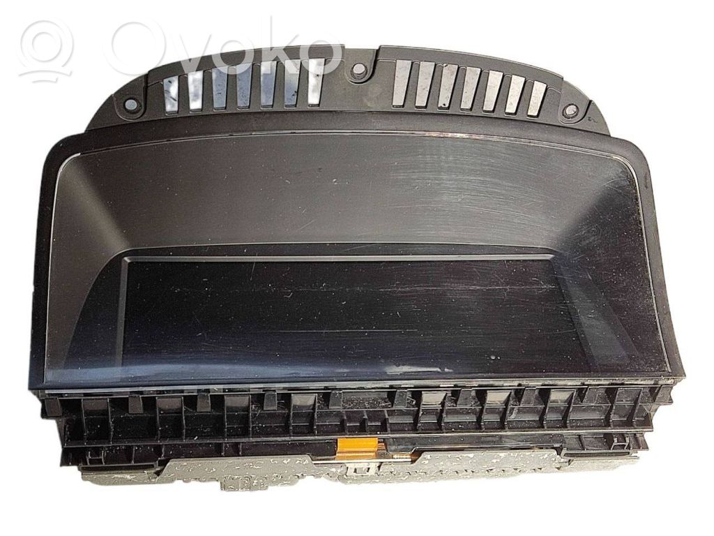 Ekrāns / displejs / mazais ekrāns