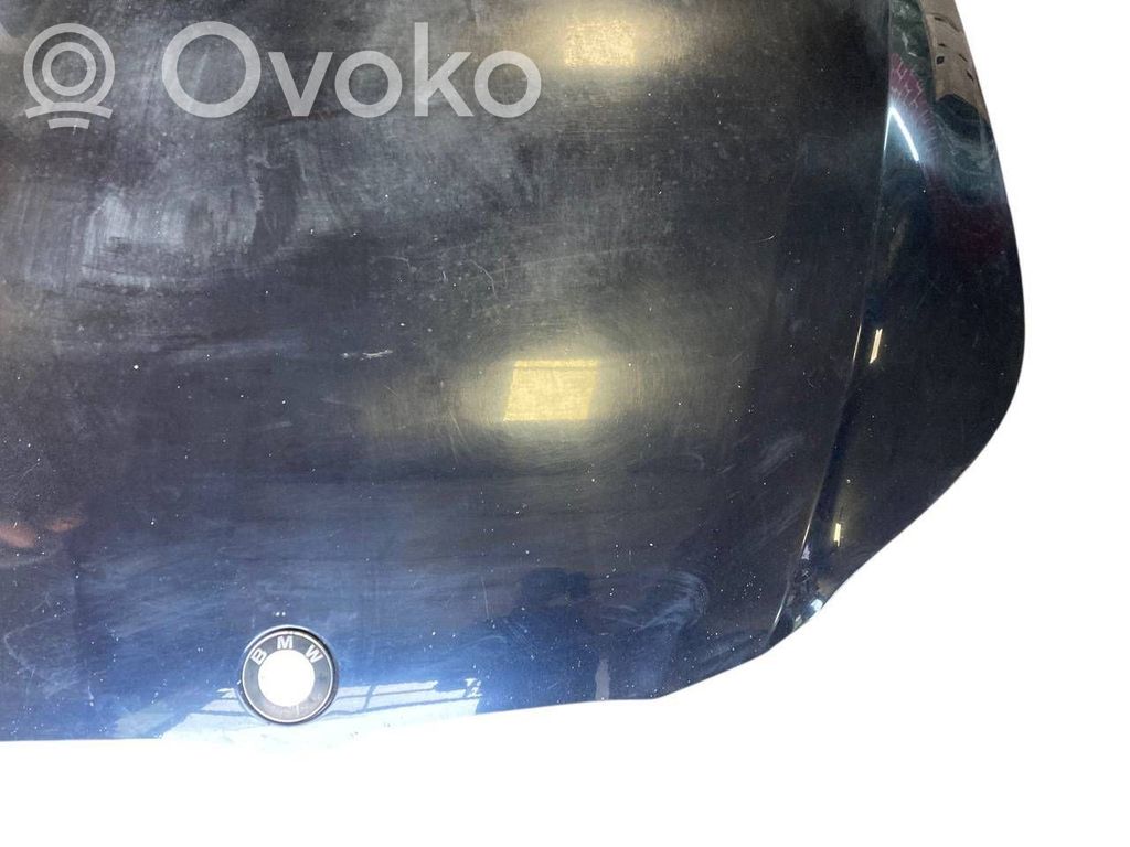 Dzinēja pārsegs (vāks)