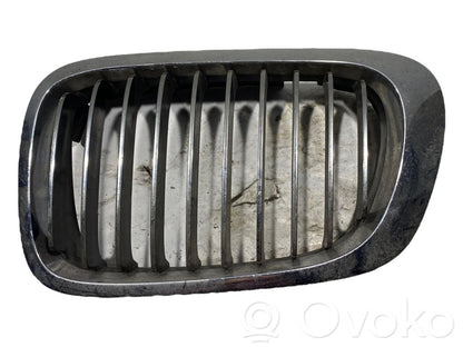 Priekšējais režģis