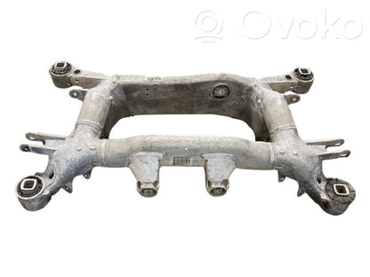 Pusrāmis aizmugurējais / priekšējais