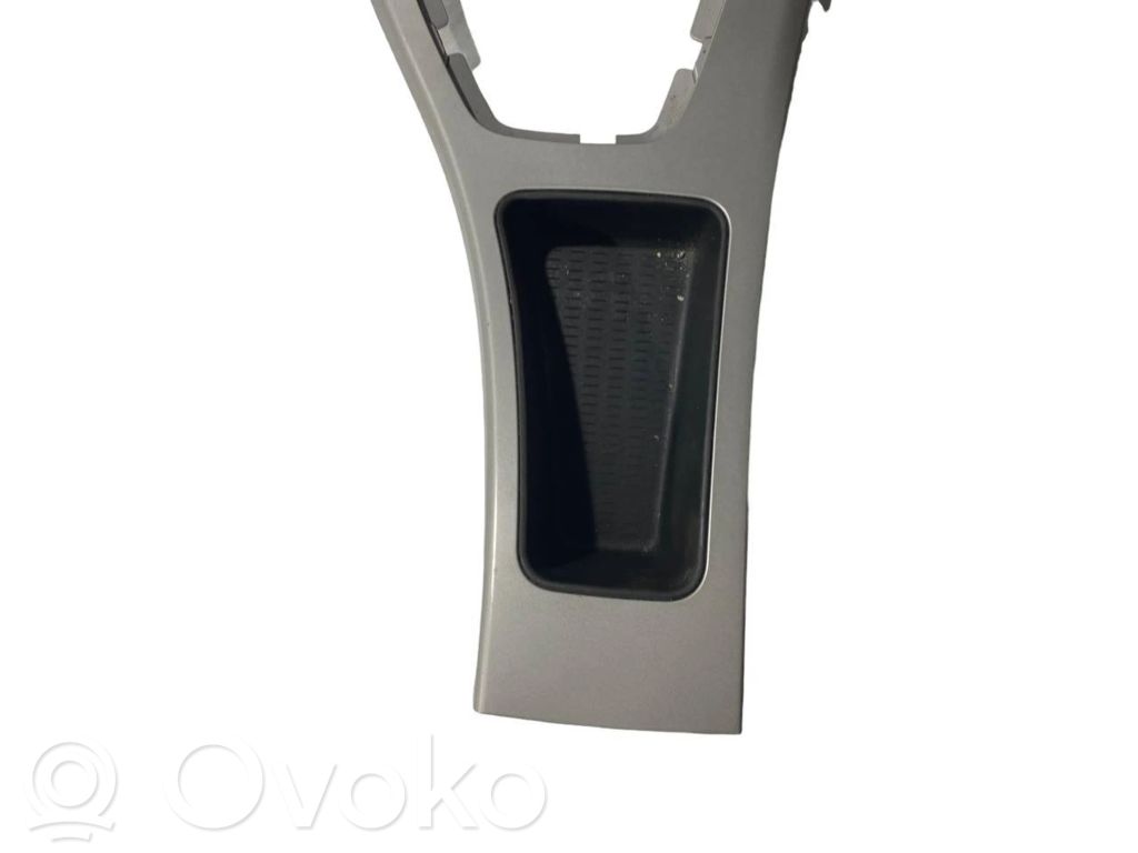 Gear shift lever decorative trim (plastic)