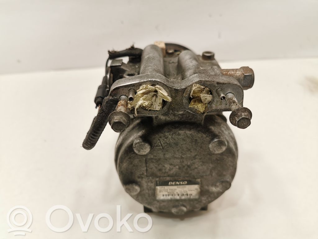 Air conditioner compressor (pump)