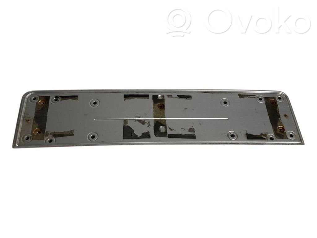 Держатель номерного знака