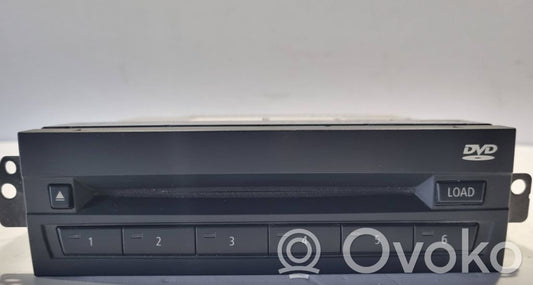 Radio / CD/DVD player / navigation