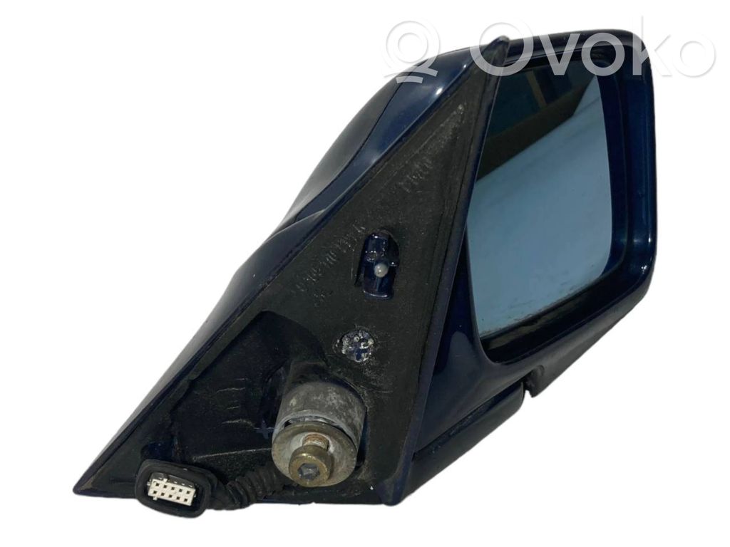 Mirror (electrically controlled)