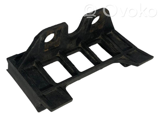 Aizmugurējā bufera montāžas kronšteins