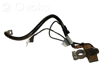 Отрицательный провод (аккумулятор)